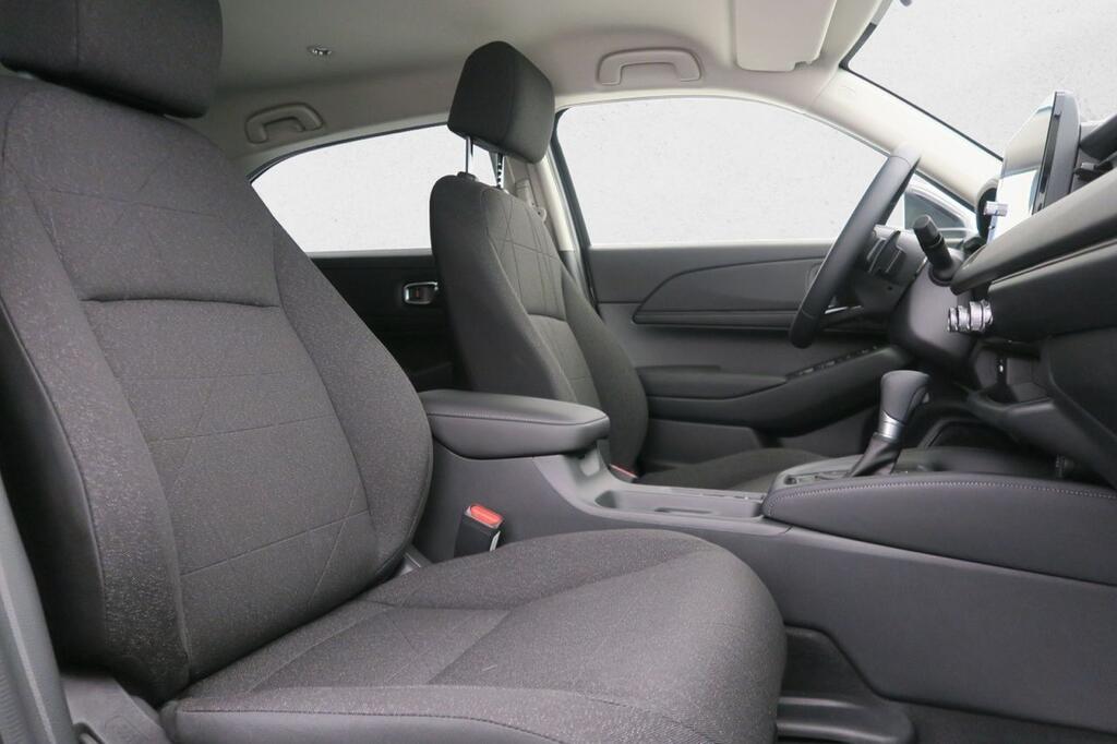 Honda HR-V 2025 1.5I-MMD ELEGANCE 18