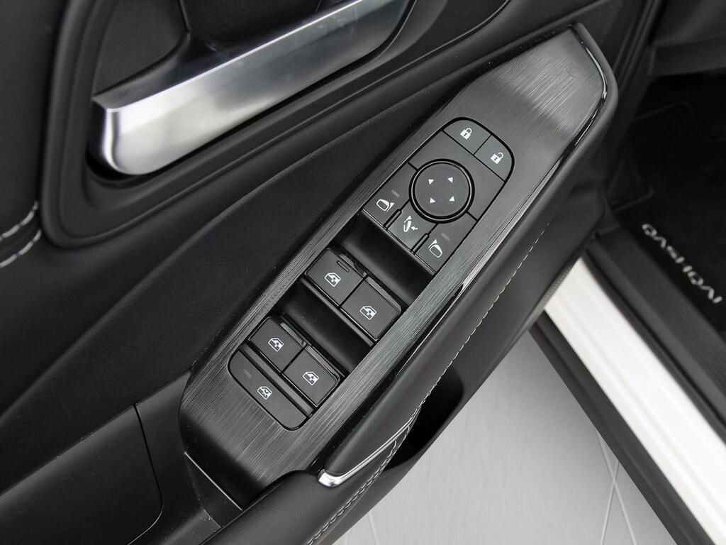 Nissan Qashqai E-POWER 140 KW (190 CV) N-Connecta 12