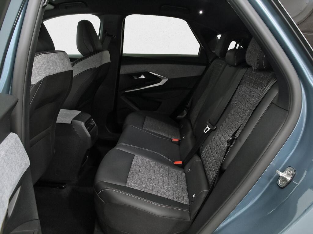 Peugeot 3008 Hybrid 1.2 100KW Allure eDCS6 9