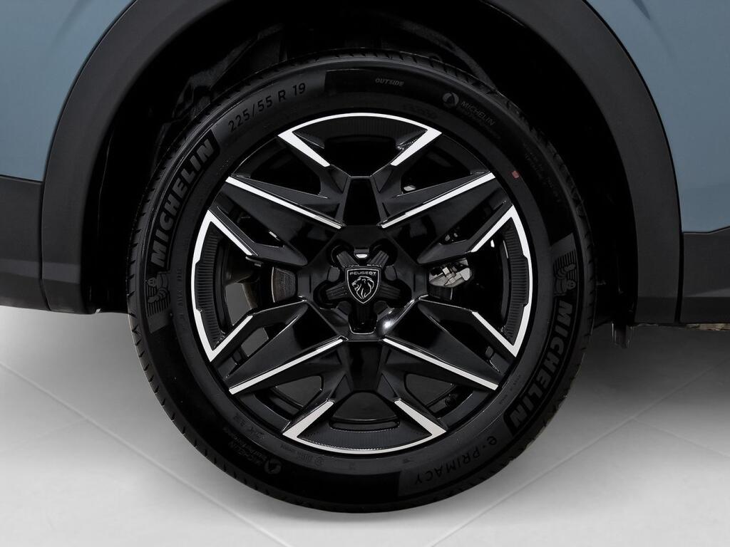 Peugeot 3008 Hybrid 1.2 100KW Allure eDCS6 11