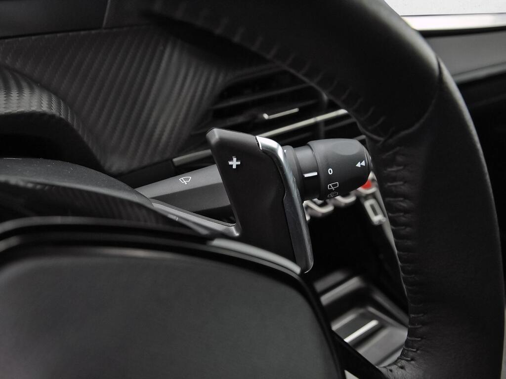 Peugeot 2008 N2008 Allure Hybrid 145 eDCS6 18