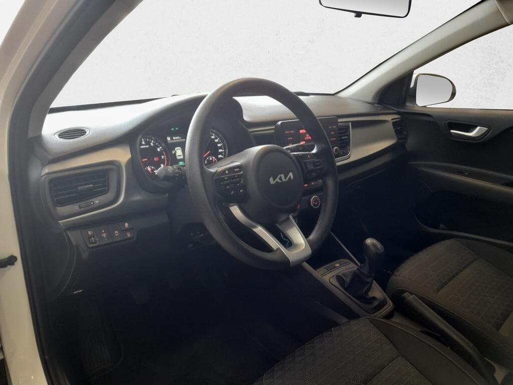 Kia Rio 1.2 DPi 62kW (84CV) Concept 21
