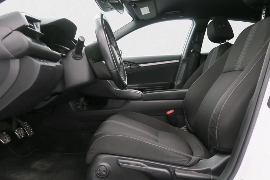 Honda Civic 5P 2021 1.0VTEC TURBO ELEGANCE NAVI 21