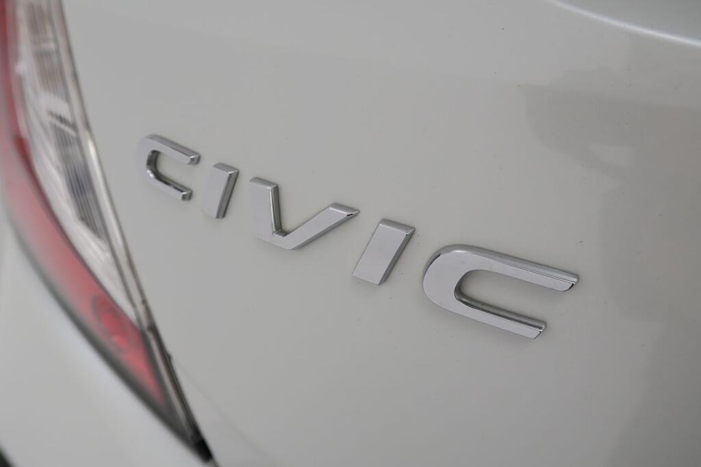 Honda Civic 5P 2021 1.0VTEC TURBO ELEGANCE NAVI 24