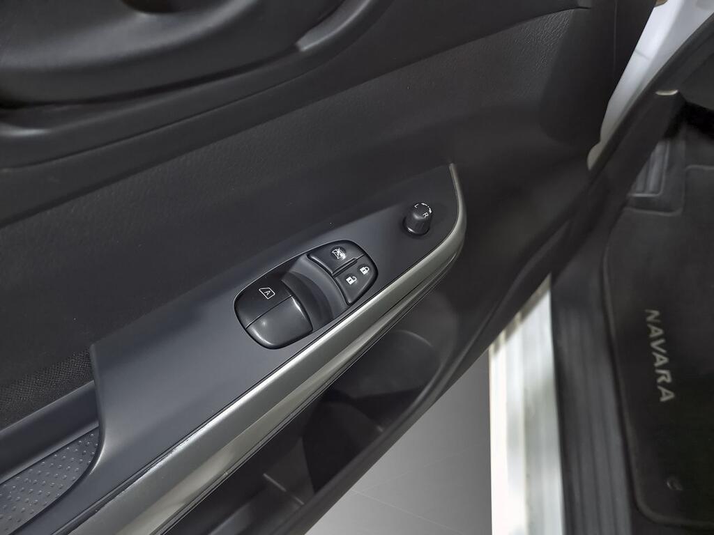 Nissan Navara DOBLE CAB. 2.3 DCI 163 VISIA 4WD 4P 12