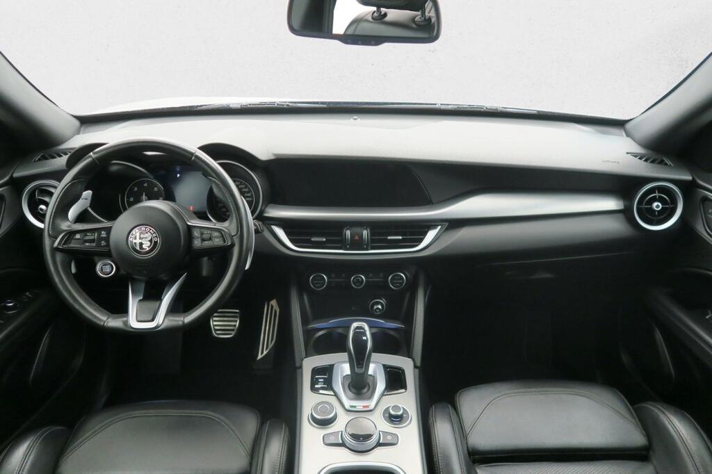 Alfa Romeo Stelvio VELOCE 2.2 D TURBO 210 CV AUTO 4WD 5P 8