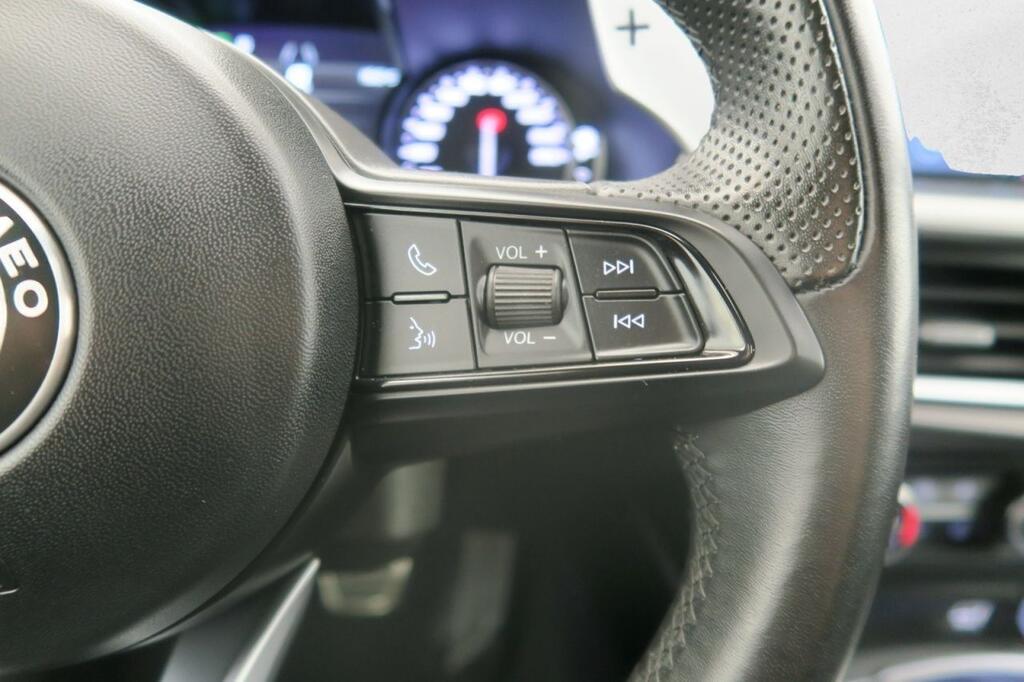 Alfa Romeo Stelvio VELOCE 2.2 D TURBO 210 CV AUTO 4WD 5P 14