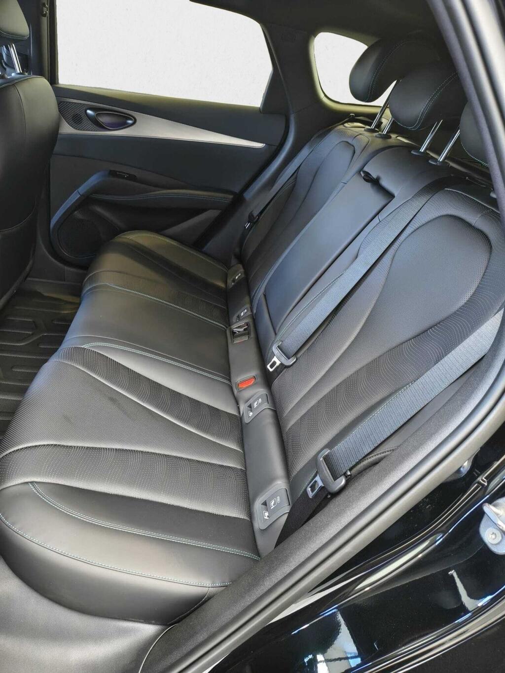 BYD Seal 6 DM-i FAMILIAR COMFORT LITE 1.5 DM-I 212 CV 5P 9