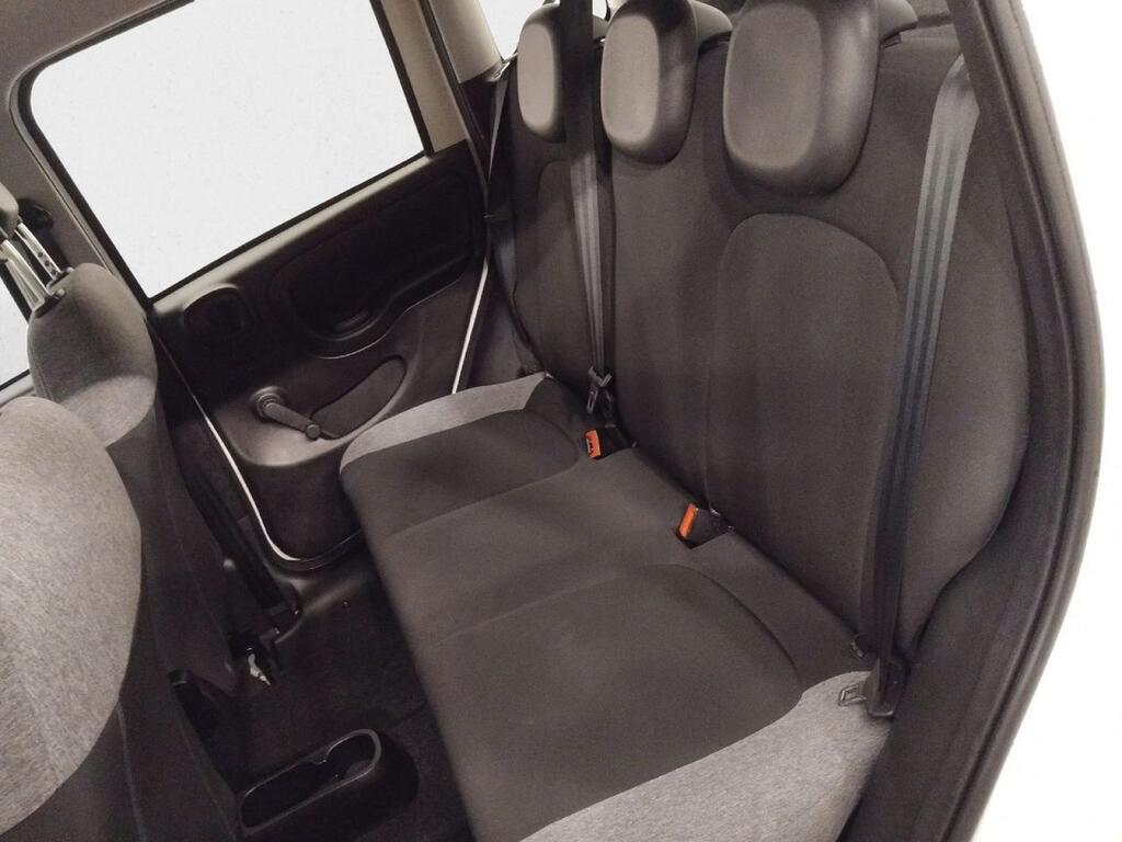 Fiat Panda CROSS 1.0 MHEV 70 CV 5P 12
