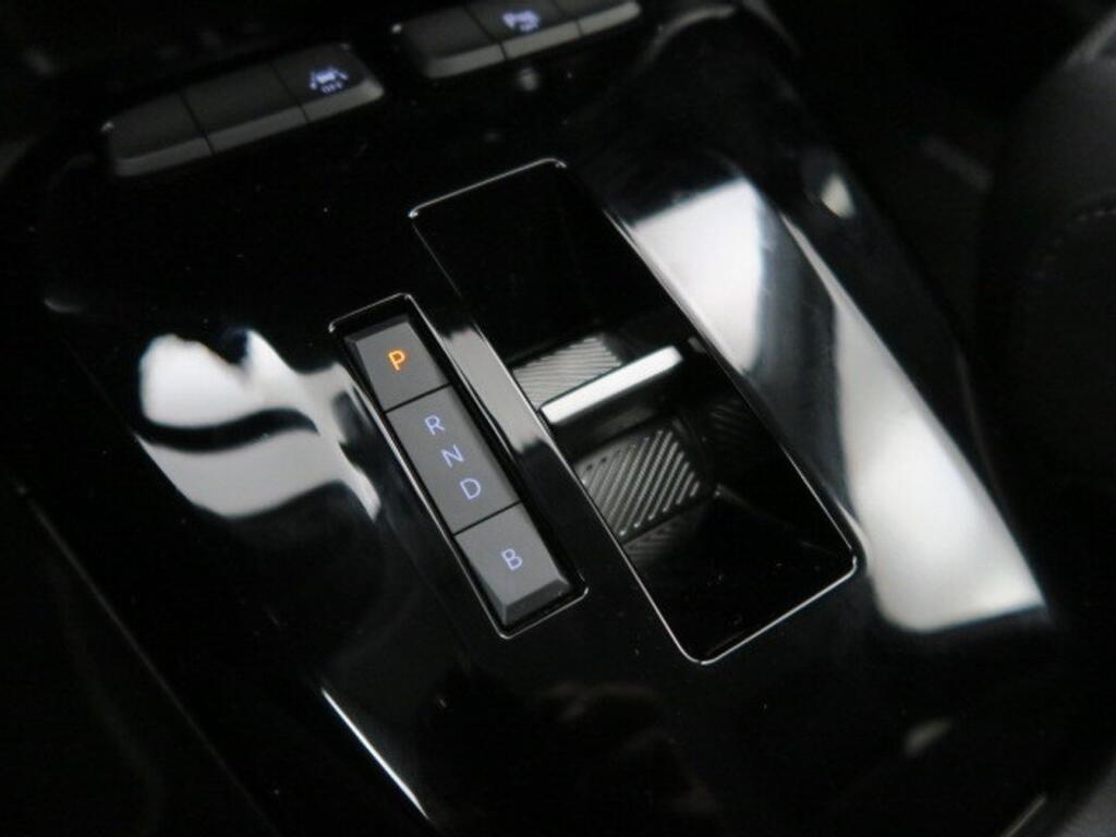 Opel Corsa -e Elegance-e BEV 50kWh 136 CV (100kW) 9