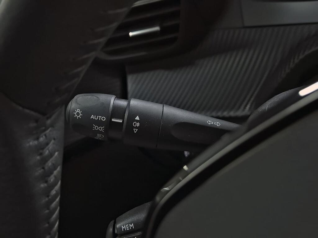 Peugeot 208 ALLURE 1.2 PURETECH 100CV S&S 6 VEL MAN 5P 15