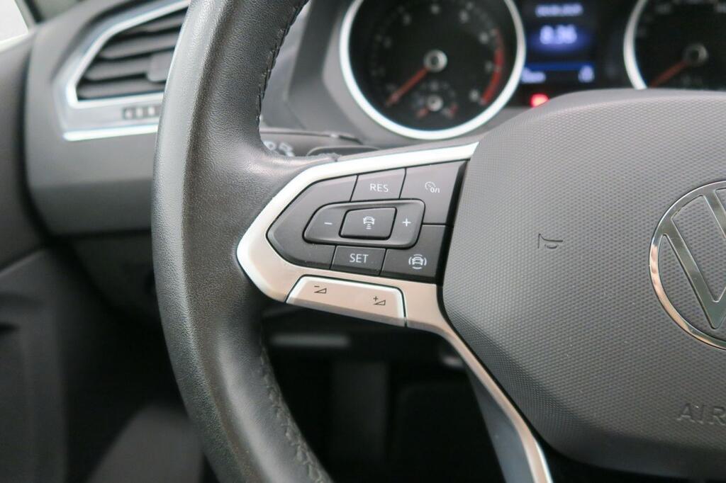 Volkswagen Tiguan LIFE 1.5 TSI 150 CV DSG 5P 11