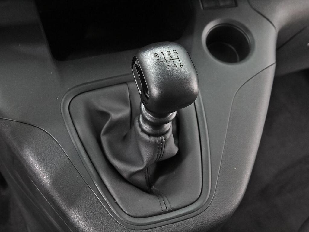 Citroën Berlingo 1.2 PURETECH 110 TALLA M FEEL BUSINESS 5P N1 29