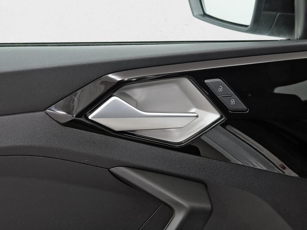 Audi A1 Sportback Adrenalin 30 TFSI 81kW S tron 14