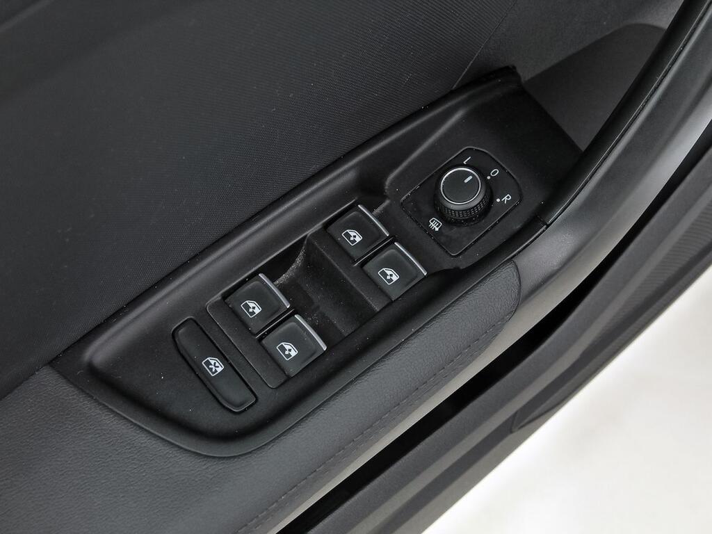 Audi A1 Sportback Adrenalin 30 TFSI 81kW S tron 13