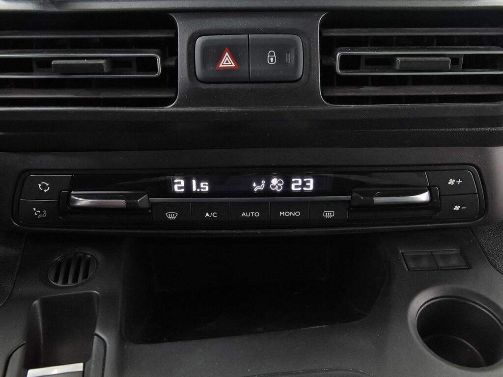 Citroën Berlingo Talla M BlueHDi 100 S&S FEEL PACK 28