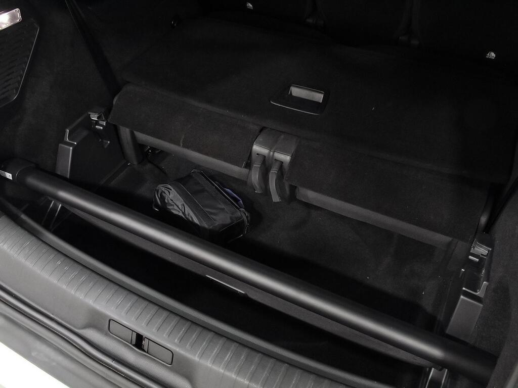 Peugeot 5008 1.2 100KW Allure eDCS6 39