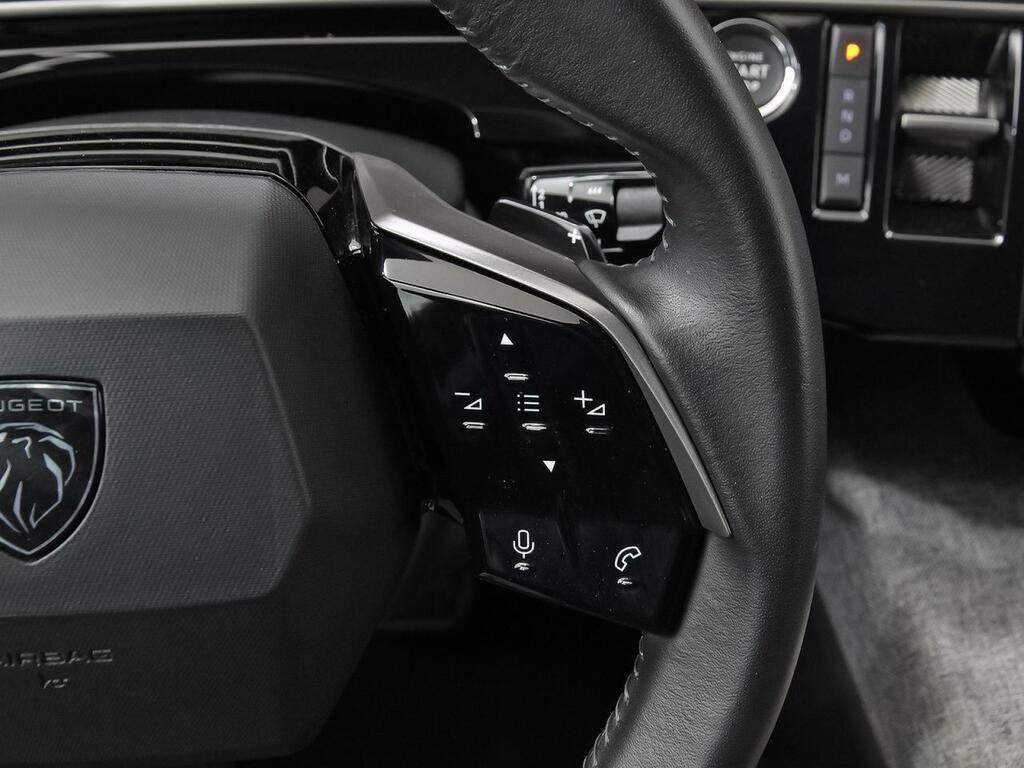 Peugeot 5008 1.2 100KW Allure eDCS6 20