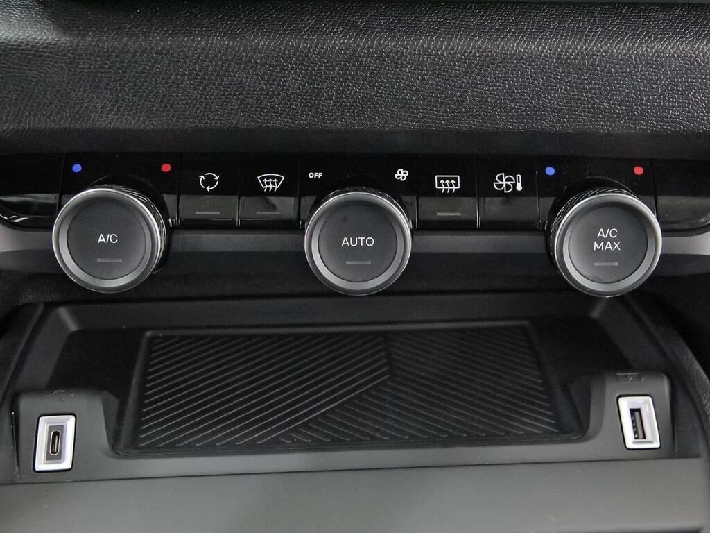 Citroën C4 X PureTech 130 S&S EAT8 Plus 32