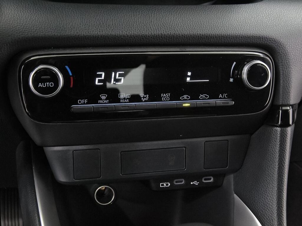 Toyota Yaris 1.5 120H Active Plus 24
