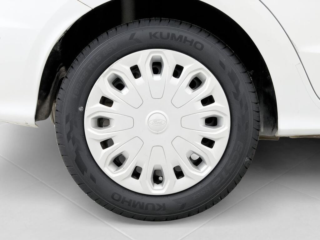 Ford Ka 1.2 Ti-VCT 51kW Essential 11