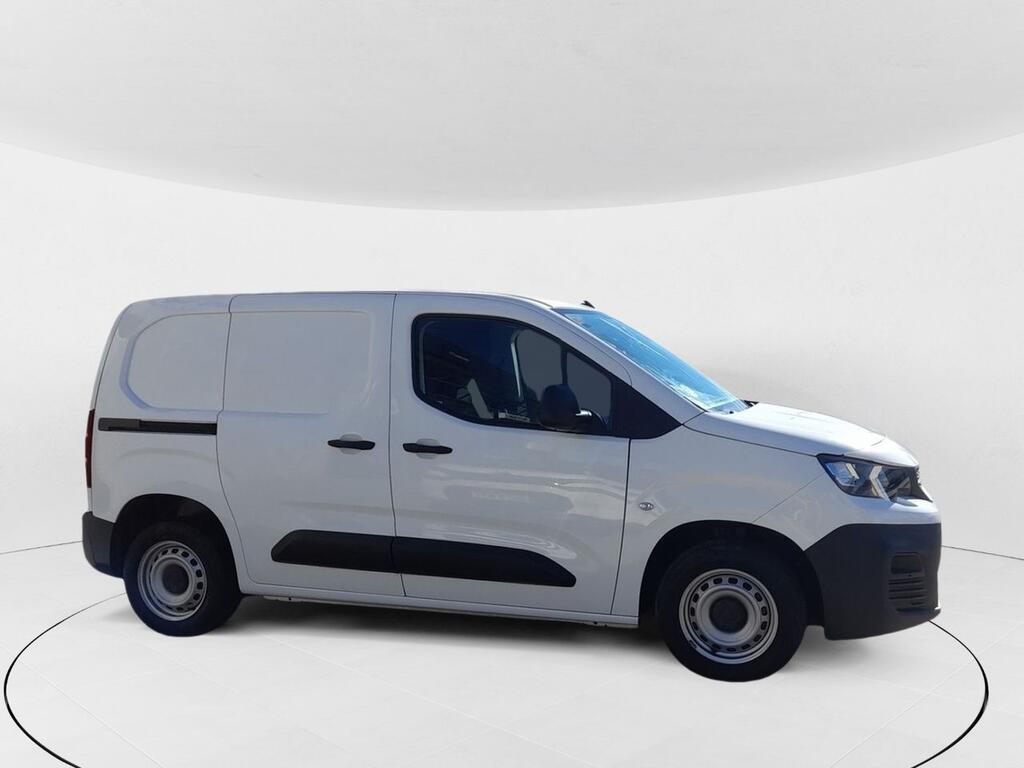 Peugeot Partner 1.2 PURETECH 110 PREMIUM STD 4P 600 KGS 5