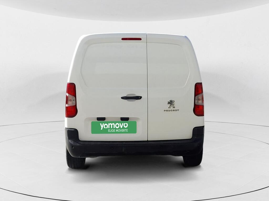 Peugeot Partner 1.2 PURETECH 110 PREMIUM STD 4P 600 KGS 6