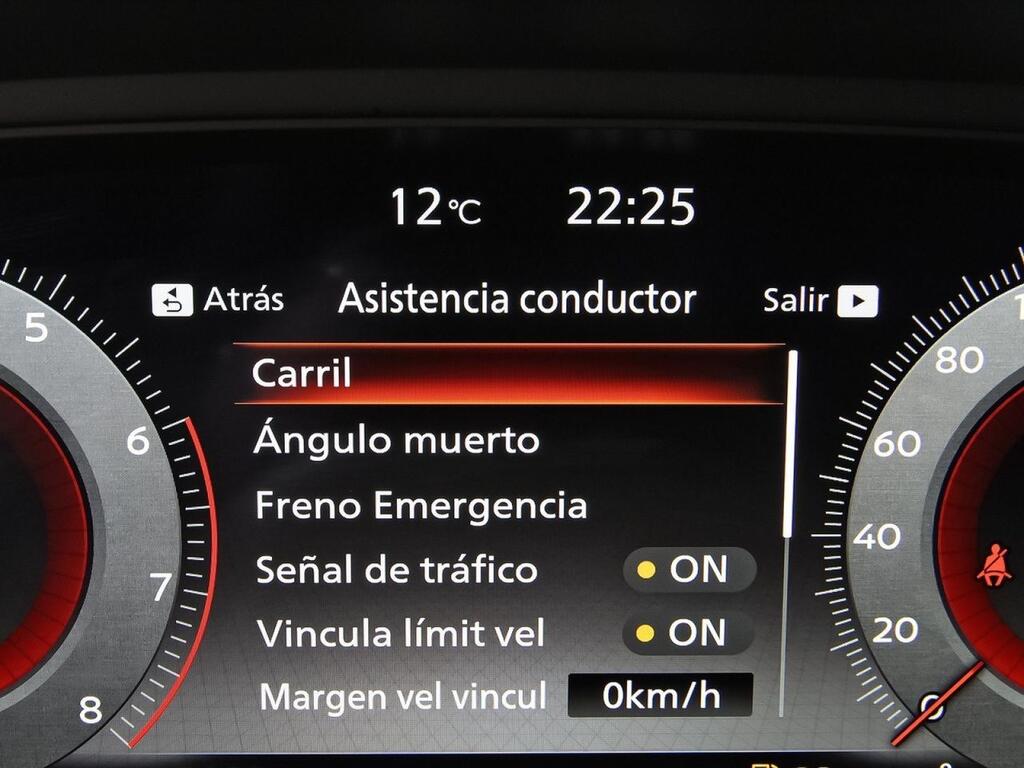 Nissan Qashqai DIG-T 103kW N-Connecta 28