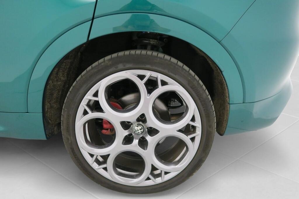 Alfa Romeo Tonale TRIBUTO 1.3 PHEV 280 CV Q4 MY 2024 5P 25