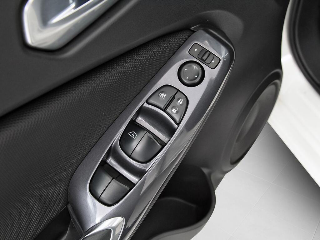 Nissan Juke DIG-T 84 kW (114 CV) 6M/T Acenta 12