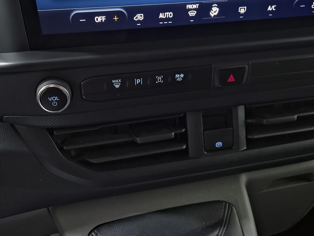 Ford Transit Custom 2.0 ECOBLUE 136CV 320 TREND KOMBI SWB 4P 9 PLAZAS 27