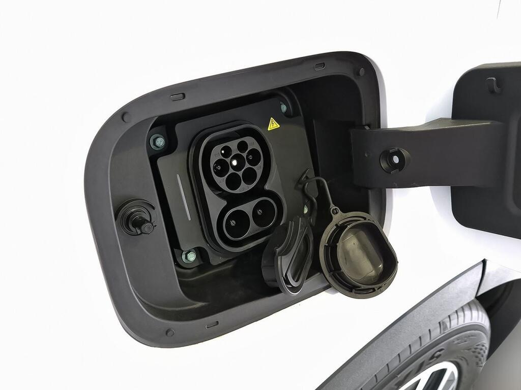 Ebro S700 1.5 TGDI PHEV Premium E-CVT 36