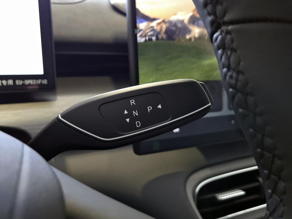 Ebro S800 1.5 TGDI PHEV Premium E-CVT 18