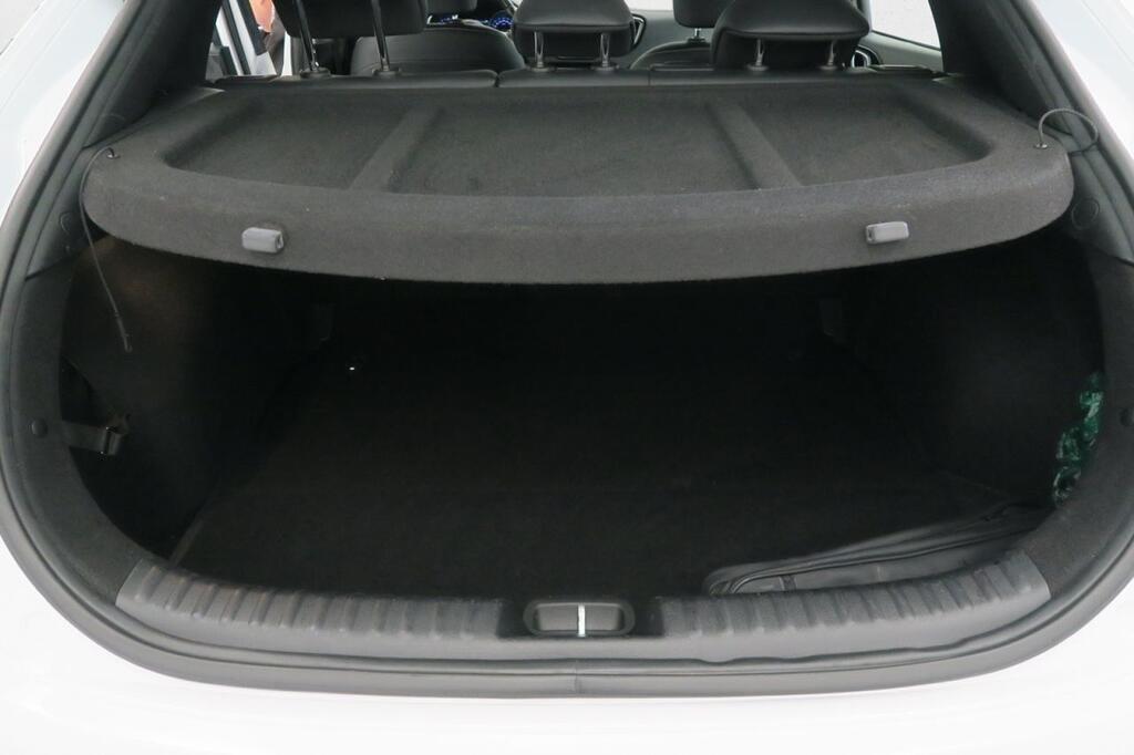 Kia XCeed TECH 1.5 MHEV 160 CV 5P 17