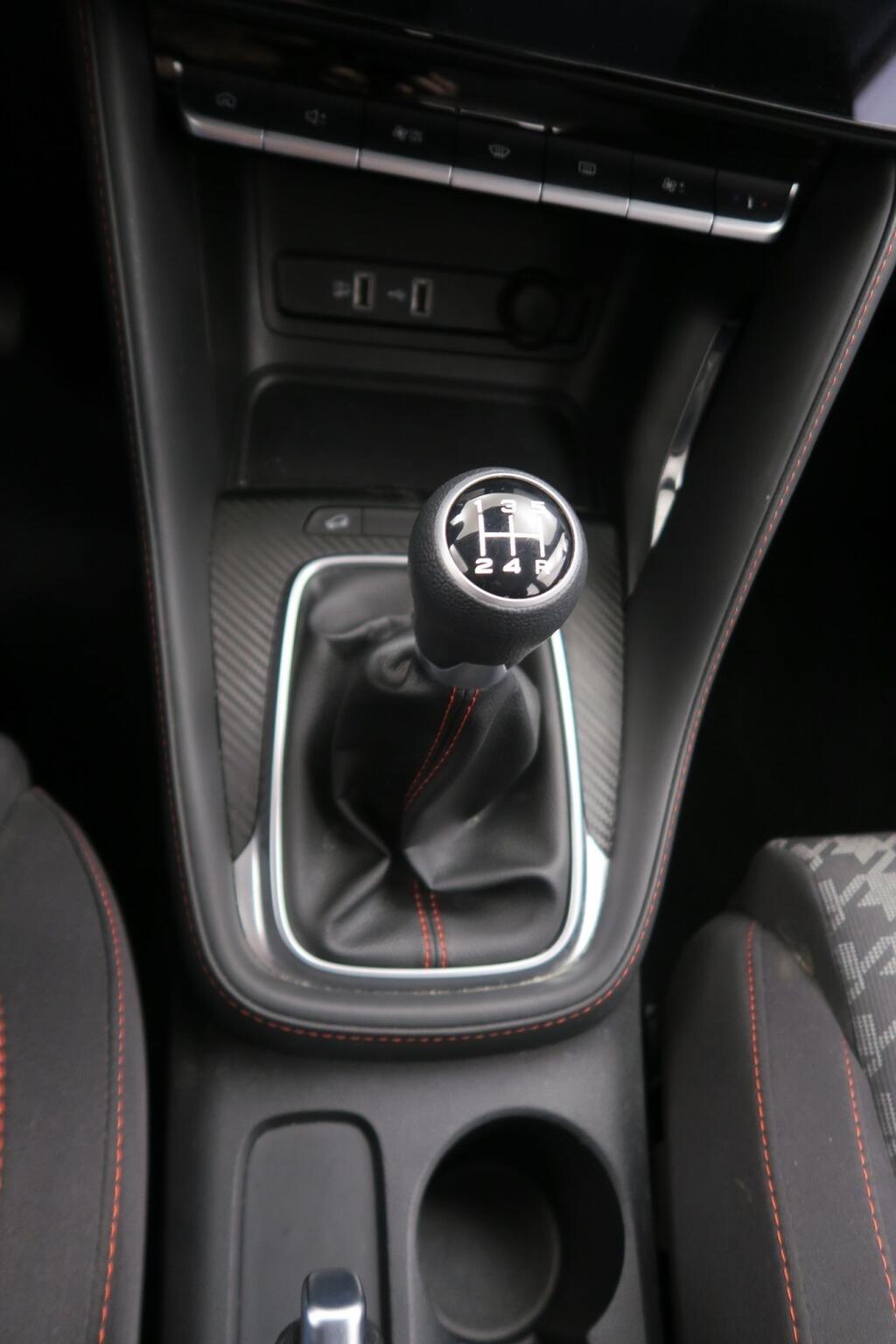 MG ZS SUV 1.5 COMFORT 106 5P 17