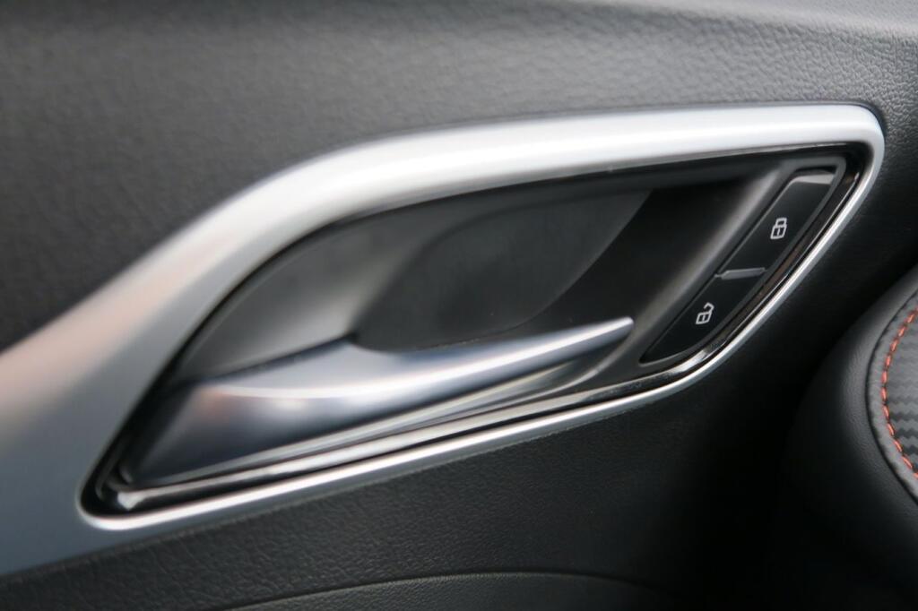 MG ZS SUV 1.5 COMFORT 106 5P 8