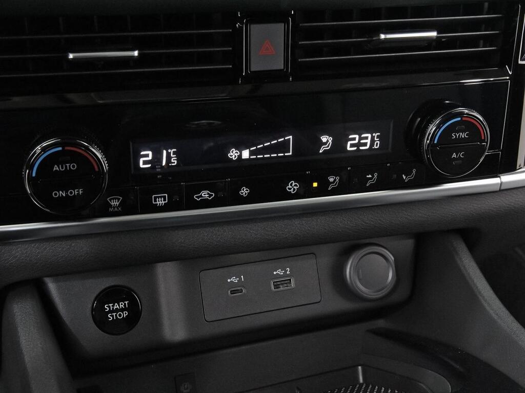 Nissan X-Trail 5pl 1.5 e-4ORCE 158kW 4x4 A/T Acenta 28