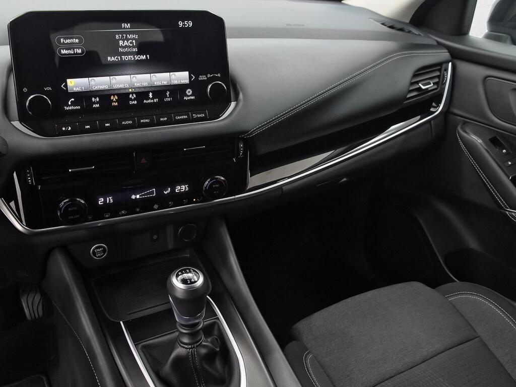 Nissan Qashqai DIG-T 103kW N-Connecta 11