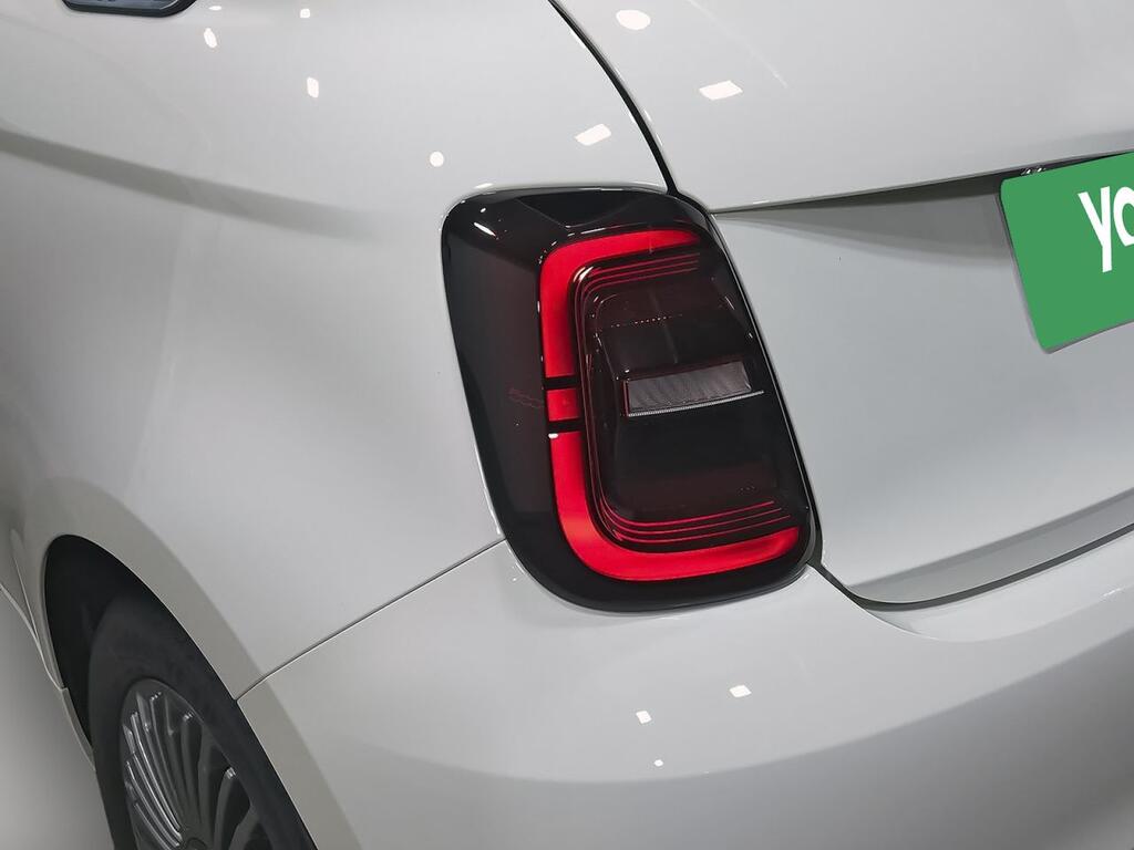 Fiat 500 TORINO 1.0 Hybrid 48kW (65cv) 38