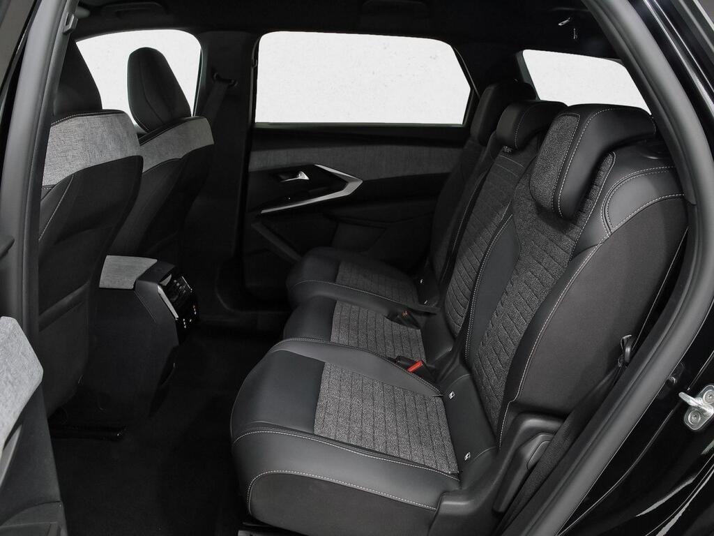 Peugeot 5008 1.2 107KW Allure eDCS6 9