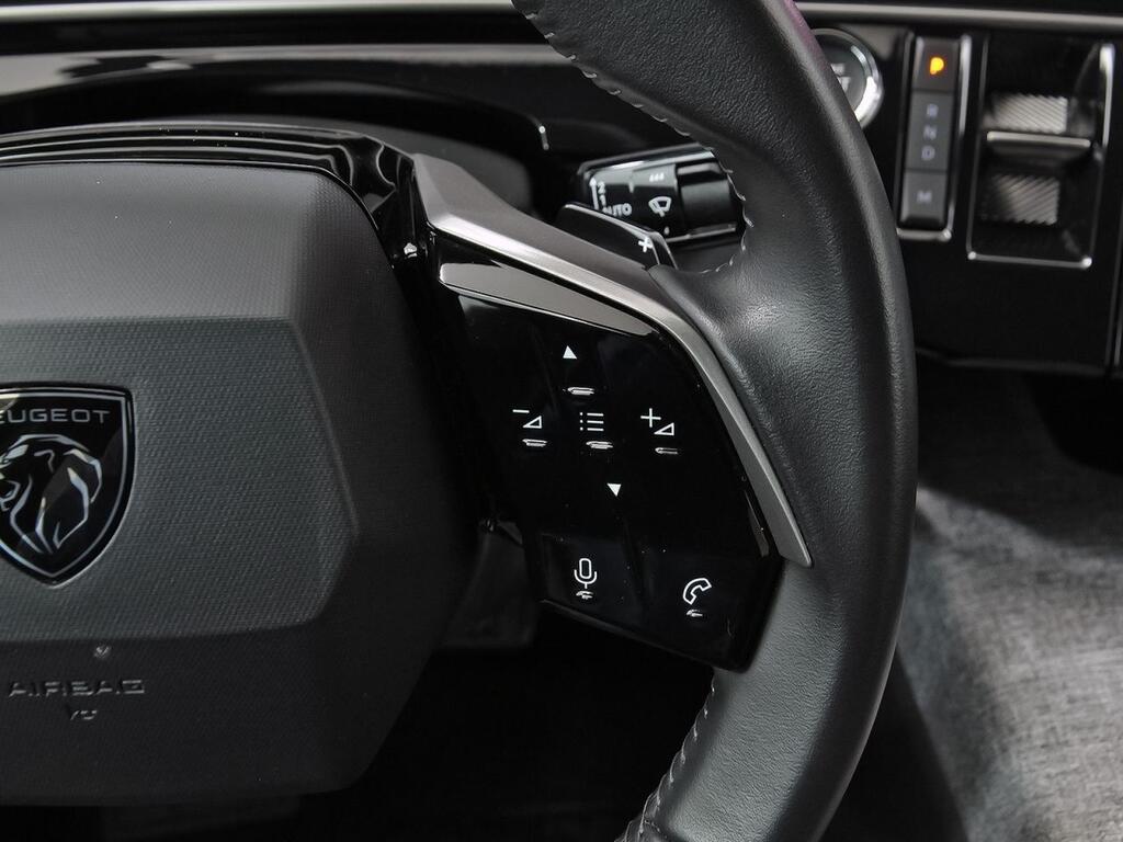 Peugeot 5008 1.2 107KW Allure eDCS6 20