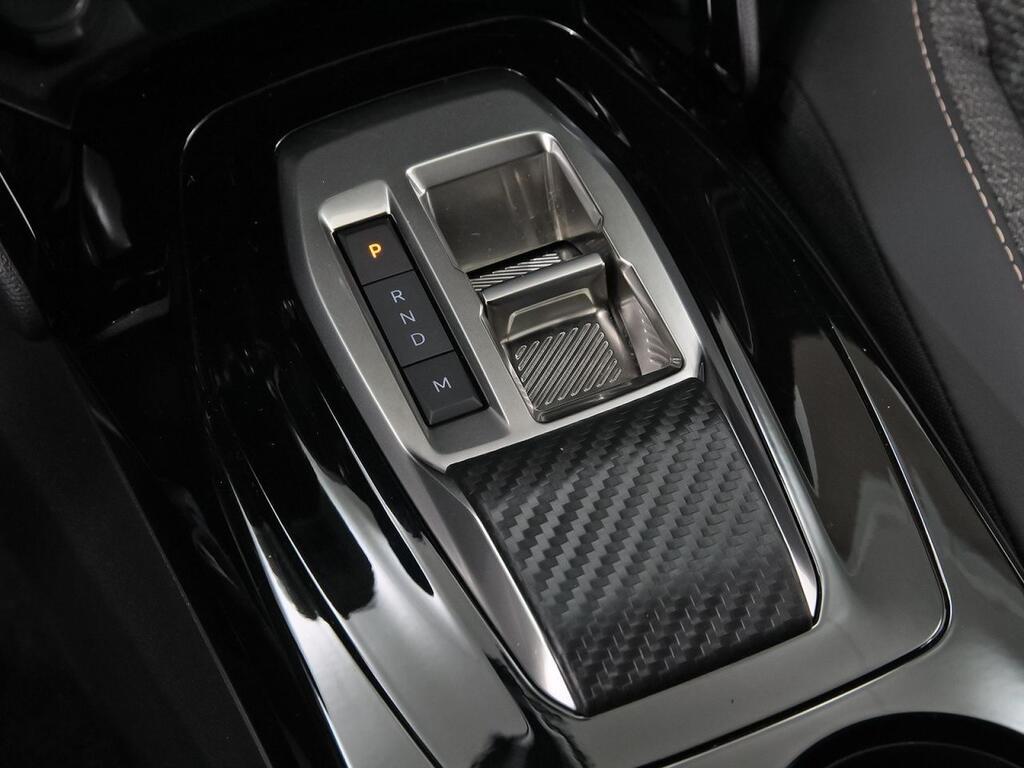 Peugeot 2008 N2008 Allure Hybrid 145 eDCS6 32