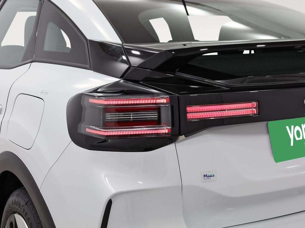 Citroën C4 Hybrid 136 e-DCS6 Plus 34