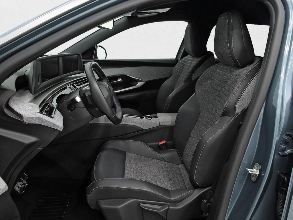 Peugeot 5008 1.2 100KW Allure eDCS6 8