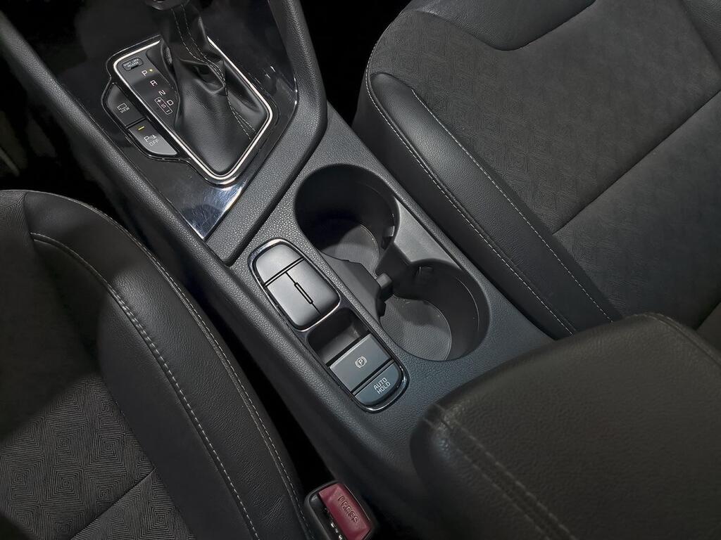 Kia Niro 1.6 GDi HEV 104kW (141CV) Drive 29