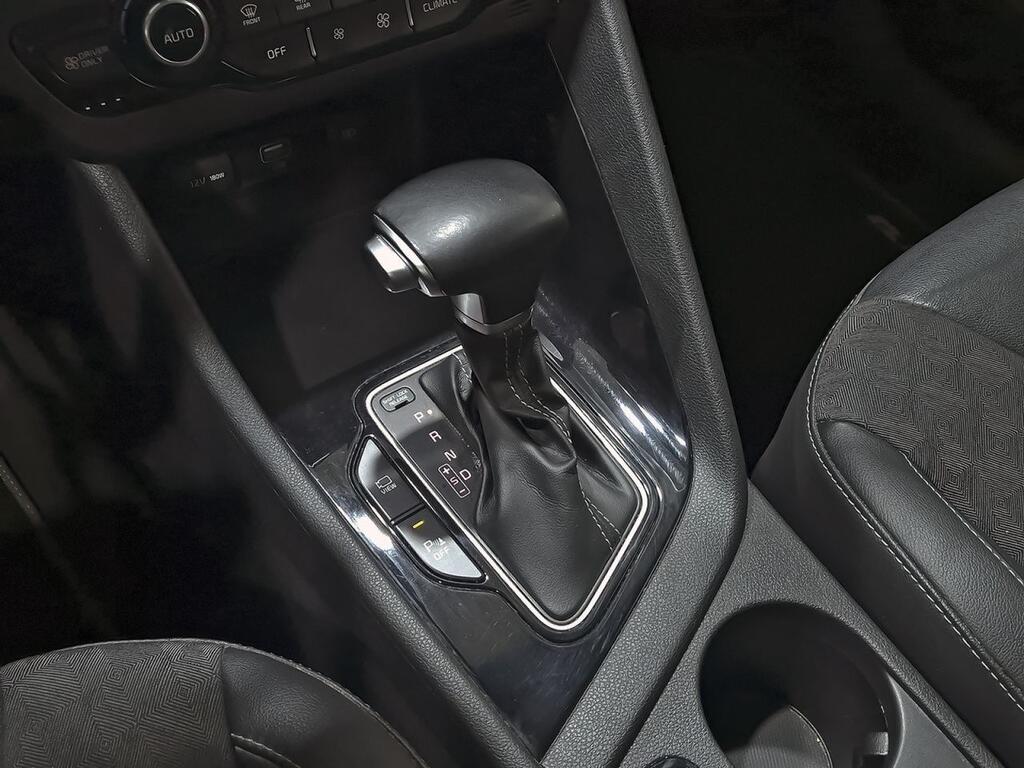 Kia Niro 1.6 GDi HEV 104kW (141CV) Drive 28