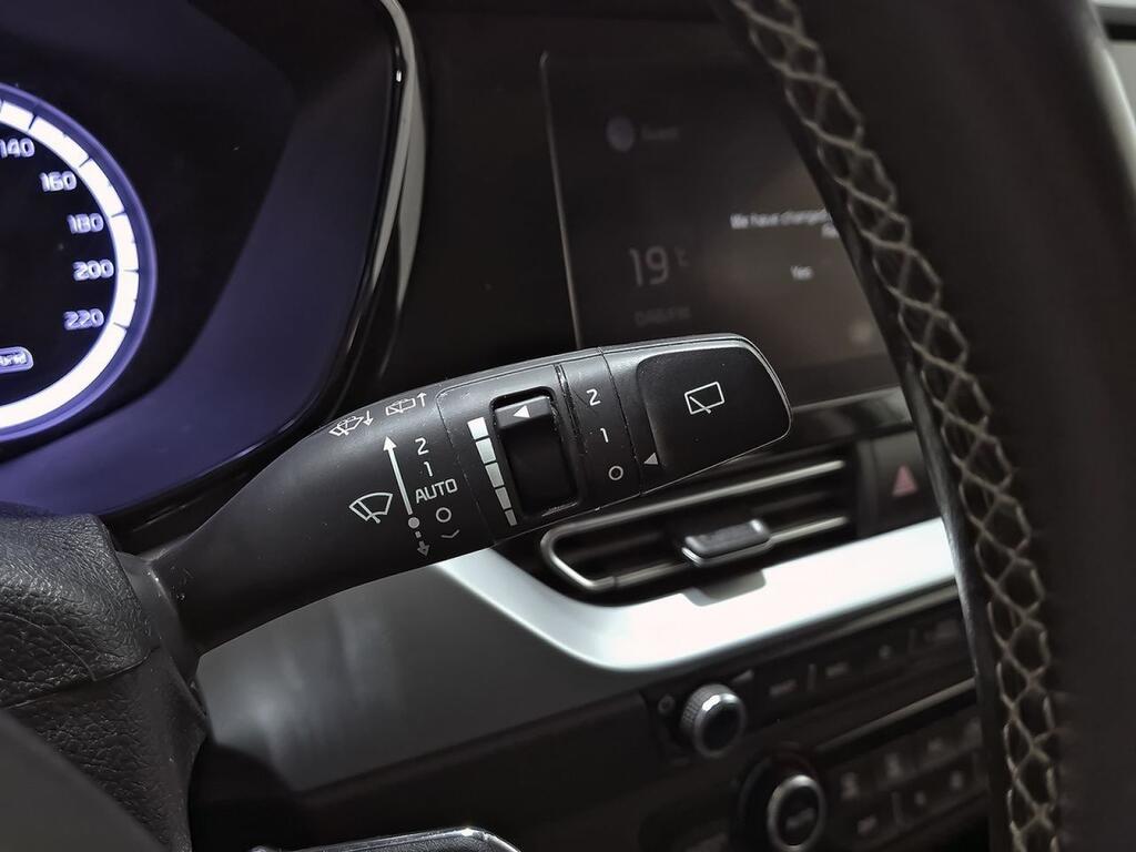 Kia Niro 1.6 GDi HEV 104kW (141CV) Drive 15