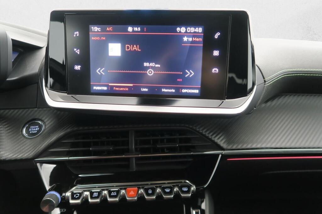 Peugeot 208 PureTech 96kW (130CV) EAT8 GT Line 8