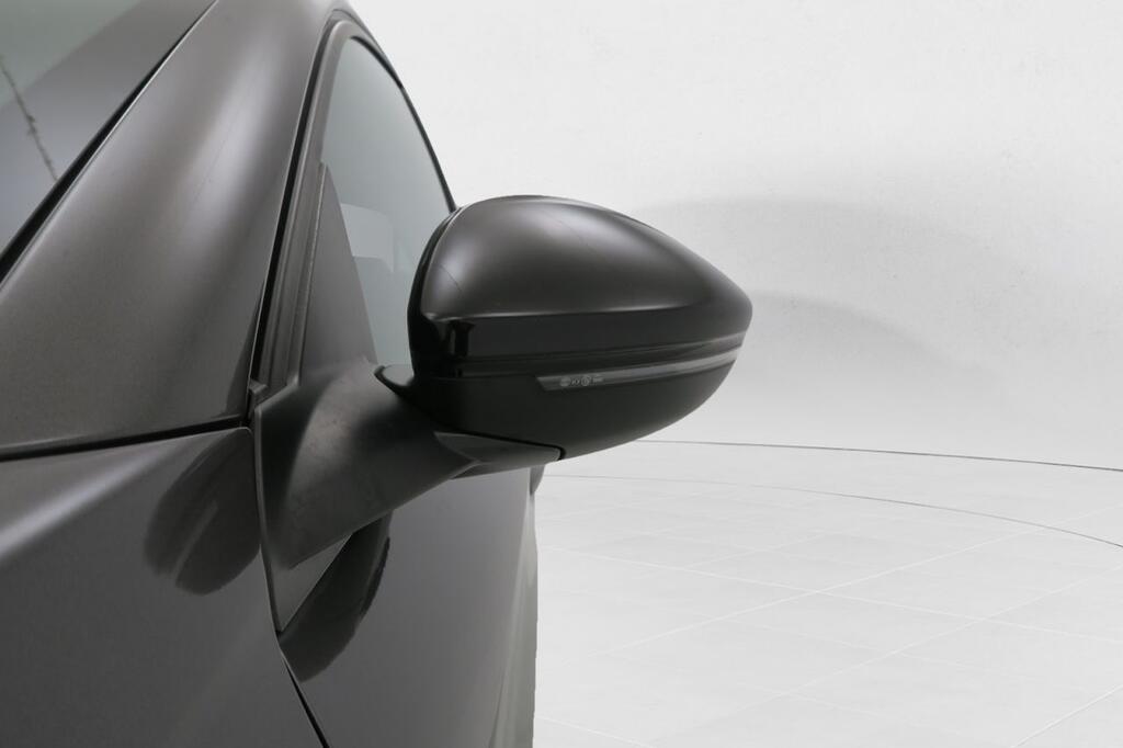 Peugeot 208 PureTech 96kW (130CV) EAT8 GT Line 22