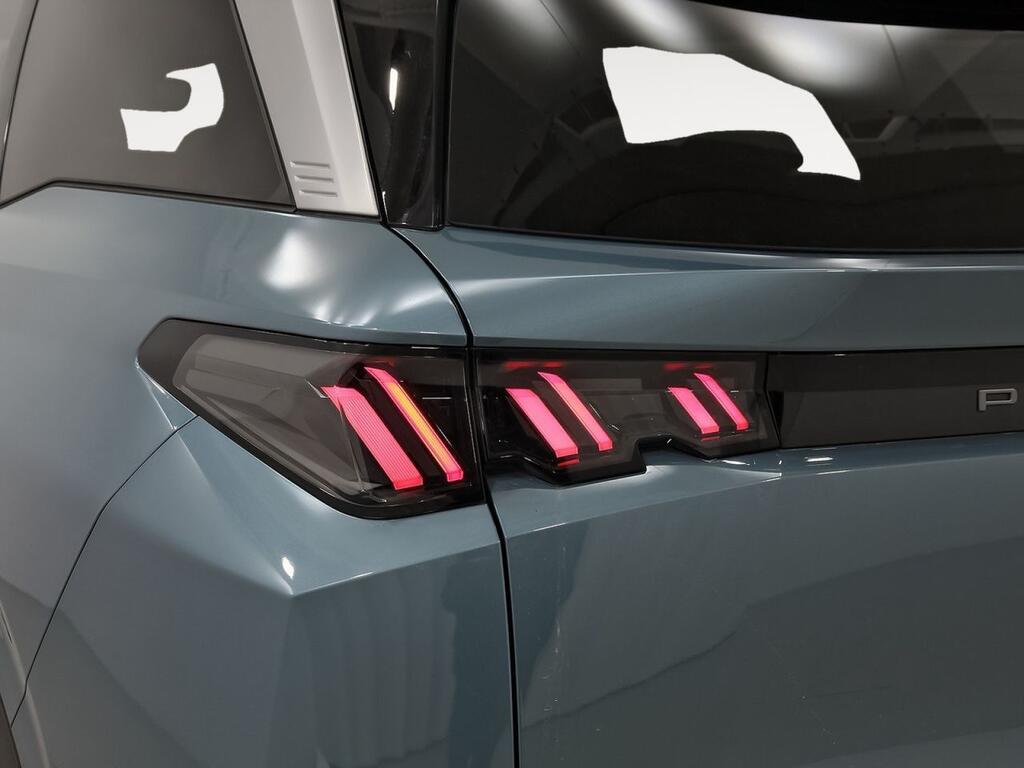 Peugeot 5008 1.2 100KW Allure eDCS6 38